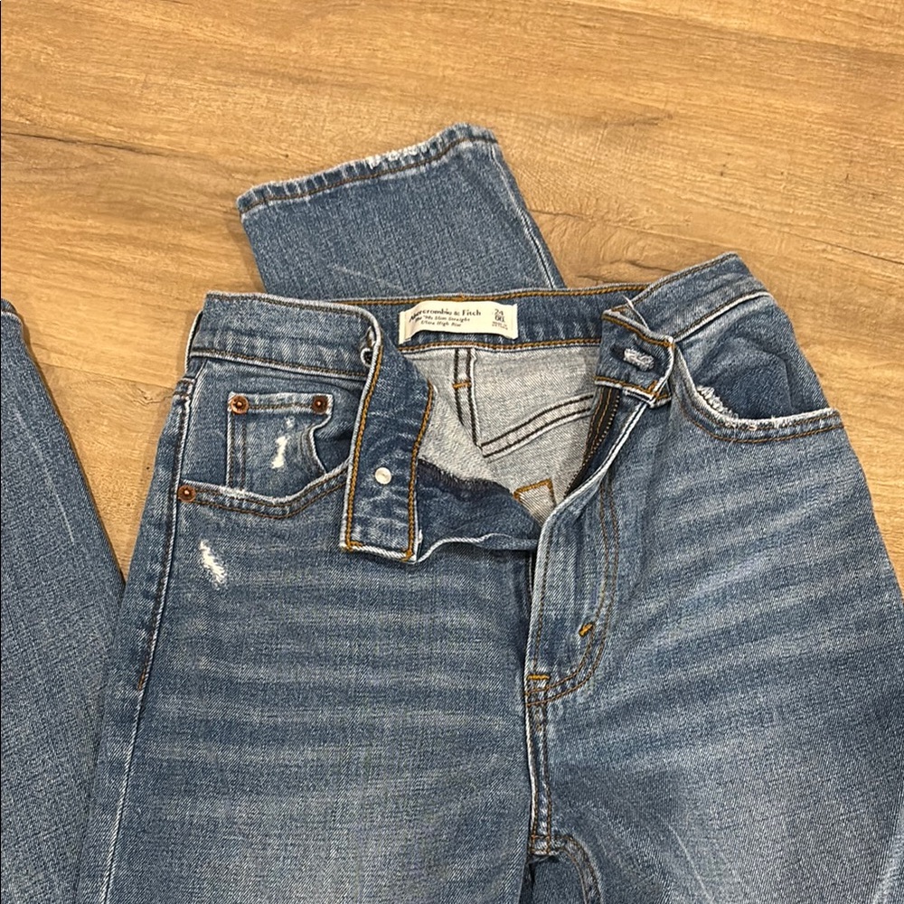 Women's Blue Jeans
